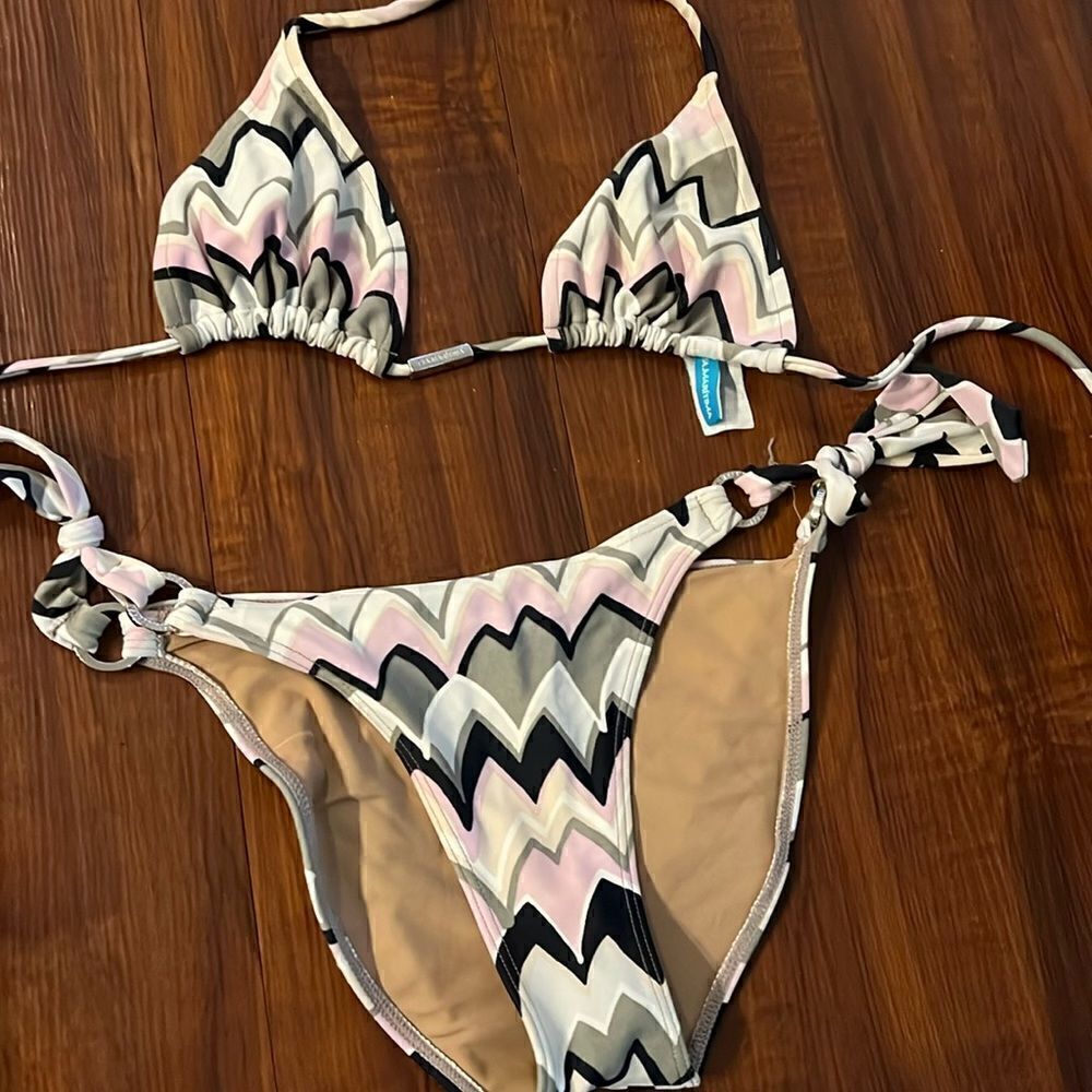 Cia Martima Two Piece Bathing Suit - Size Medium - Great Condition - Set